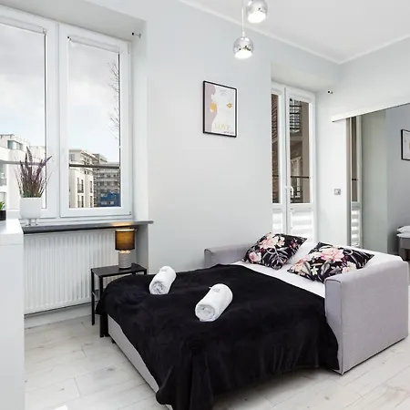 Apartment Stylish & Modern Praga By Renters